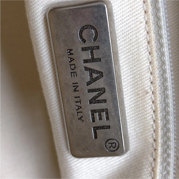CHANEL Caviar Leather Bowler Bag - Picture 11 of 12